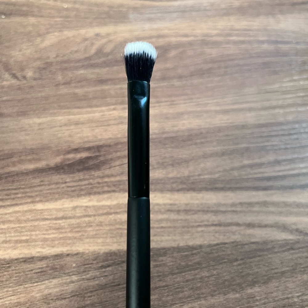 5 for $20 eyeshadow brush by firma beauty